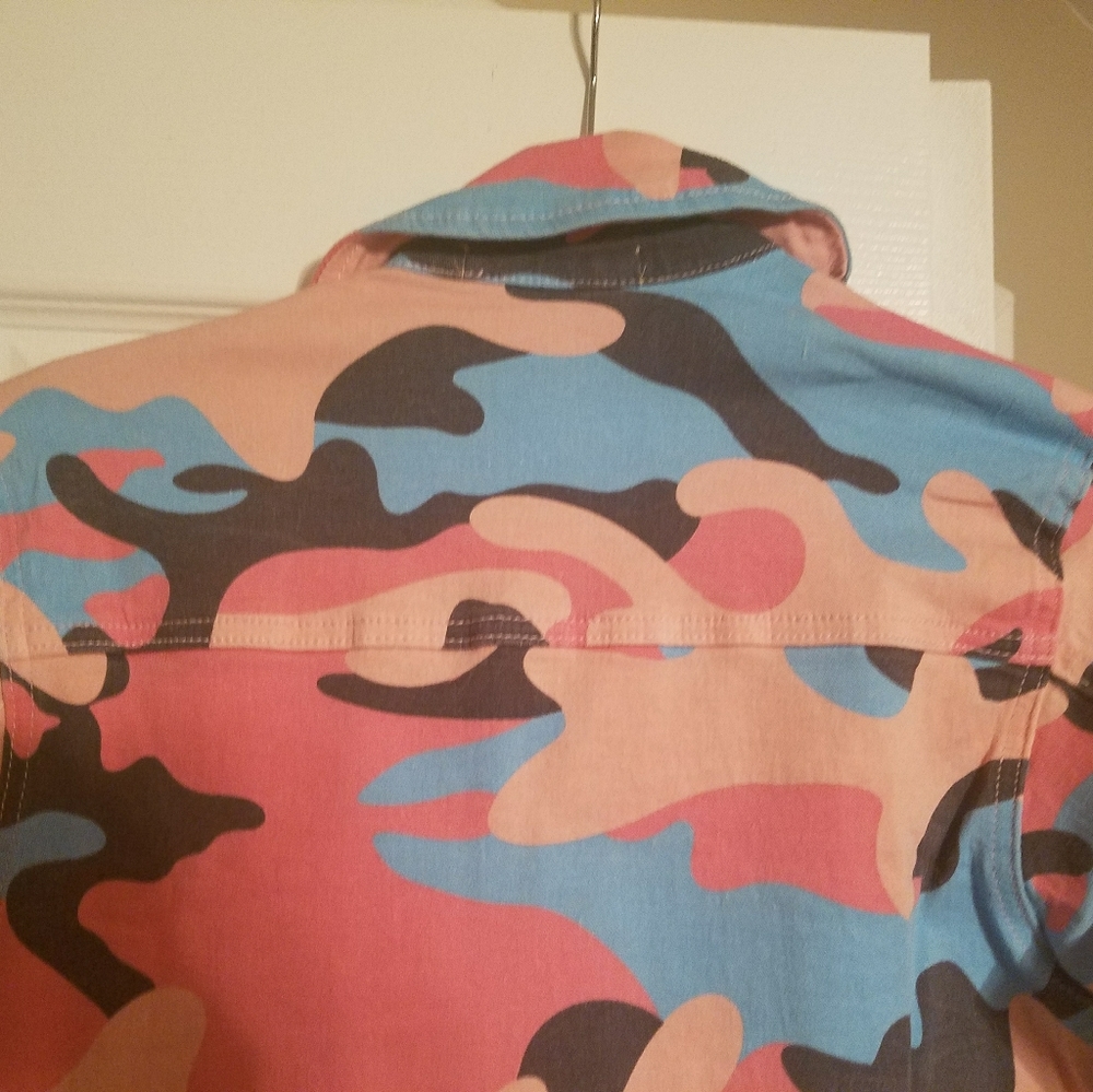 Jacket - Picture 3 of 3